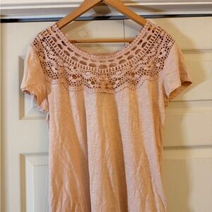 Ann Taylor Peach Lace Detail Short Sleeve Top
